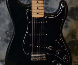 Fender Strat Hard Tail 1979 (Consignment) No Longer Available